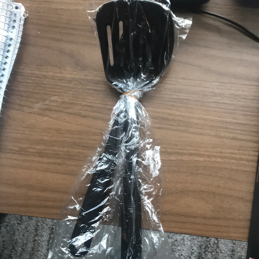 Plastic ware